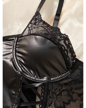Body string dentelle et imitation cuir avec jarretières St-Jean - GUAPPAA