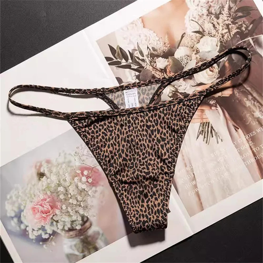 String imprimé léopard La Panthère Fine