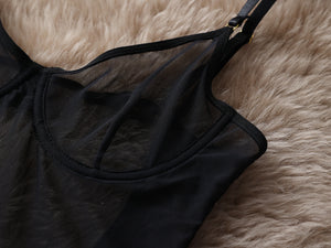 Robe lingerie transparente tulle noir à laçets et gants Maison noire - GUAPPAA