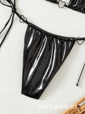 Silhouette complète avec bikini Cala Rosada rose brillant pour plage et piscine Guappaa