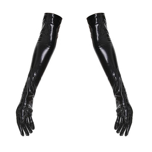 Ensemble PVC noir brillant cuissardes combishort et gants longs L'Audacieuse