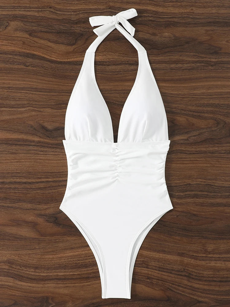 Vue de face du maillot une pièce Cala Vela avec encolure licou dans la sélection Guappaa