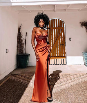 Robe corset plissée longue fendue satinée bretelles spaghetti élégante Elite - GUAPPAA