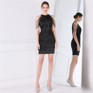 Robe courte à sequins et chute de strass sur les épaules Glossy - GUAPPAA