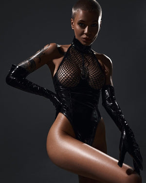 Body string latex seins nus résille à tirette et anneaux jupette frou-frou Hello Paris - GUAPPAA