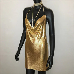 Mini robe à paillettes fendue brillante métallique dorée argentée Nightlook - GUAPPAA