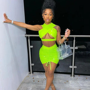 Ensemble clubwear vinyle mini jupe et crop top croisé ouvert sexy Réserve - GUAPPAA