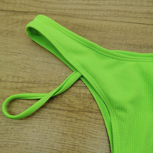 Maillot de bain deux pièces taille haute string tanga décolleté inversé Daytona - GUAPPAA