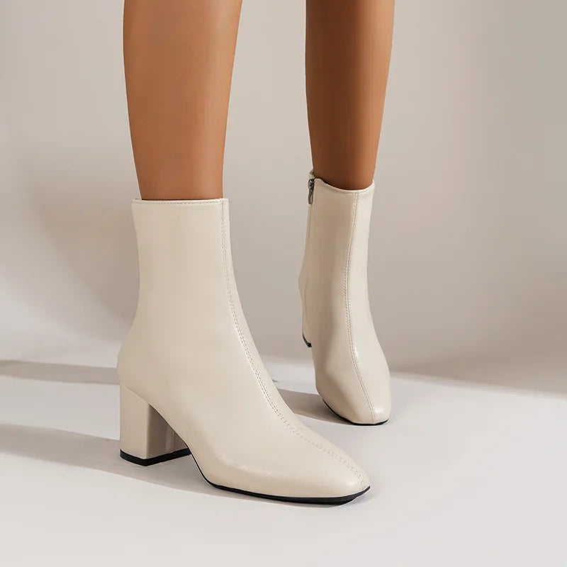 Bottines à talons femme vernies zippées à talon large bout rond pointu St-Eléonore - GUAPPAA