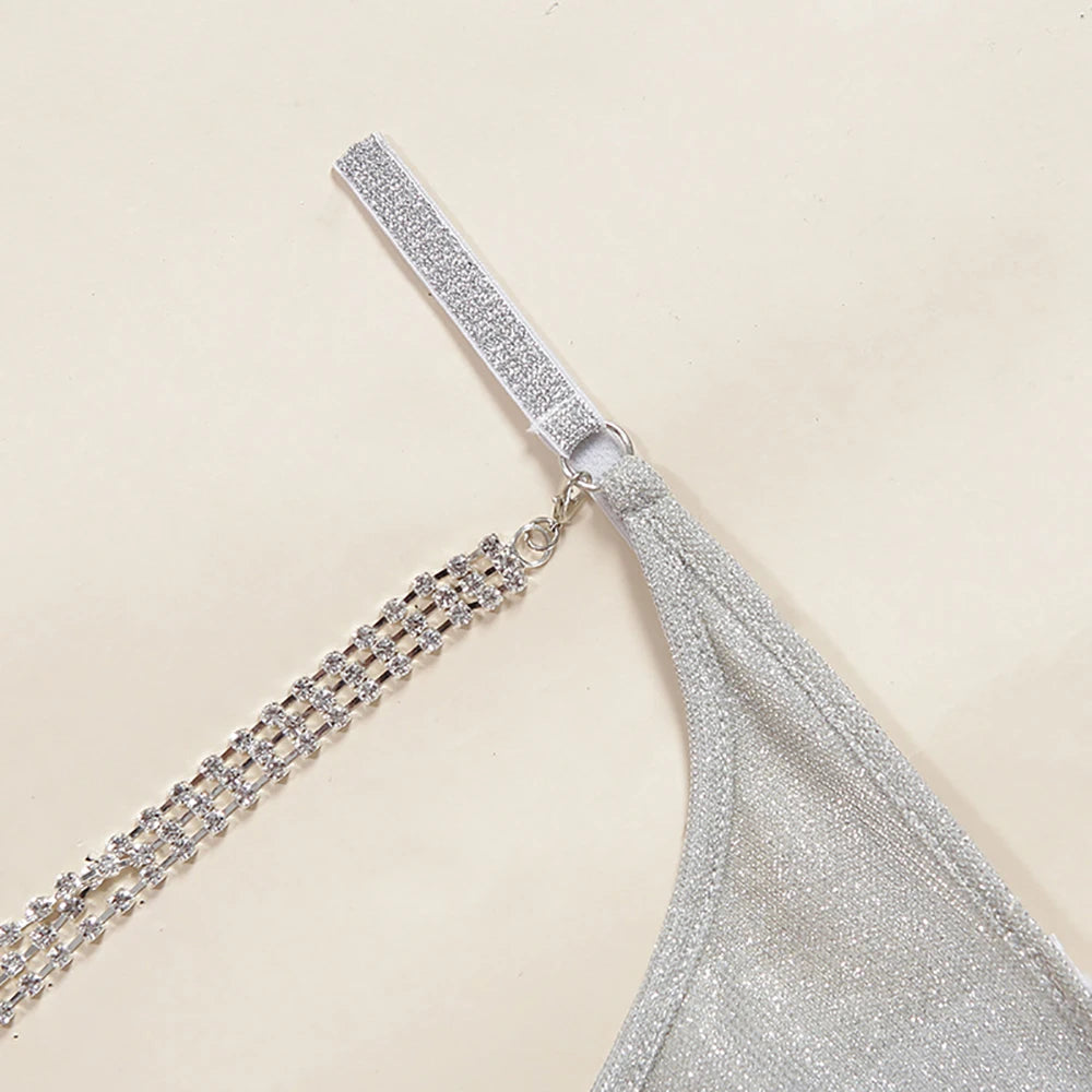 Ensemble sexy de lingerie trois pièces avec porte-jarretelles à strass Satisfaction - GUAPPAA