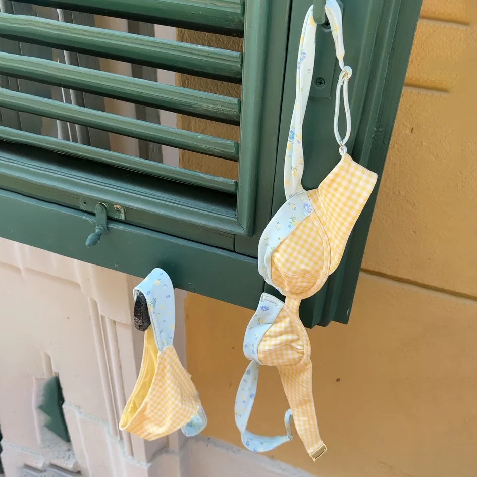 Premier imprimé floral du bikini Cala Serena