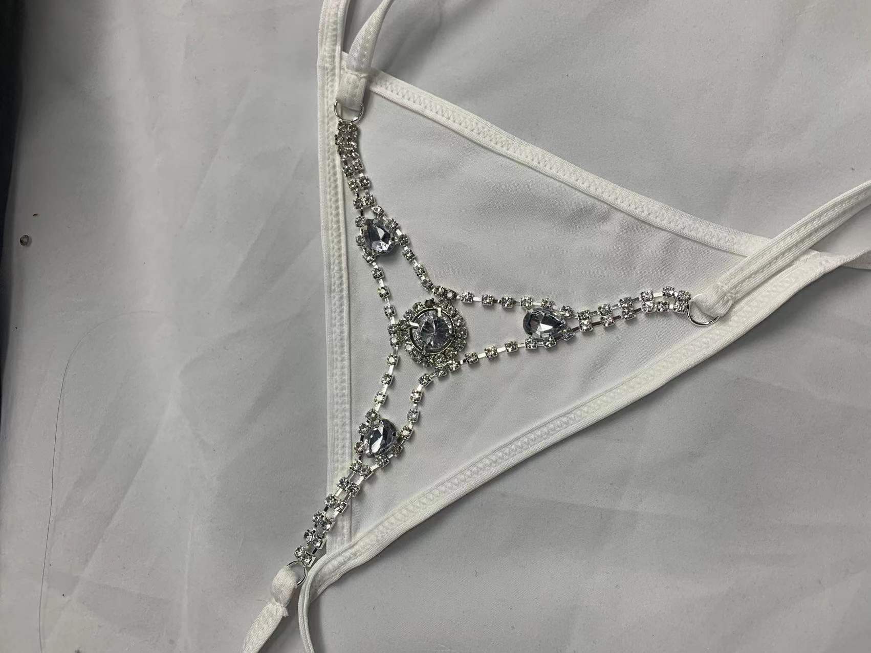 Micro string ficelle à strass sexy femme Locace - GUAPPAA