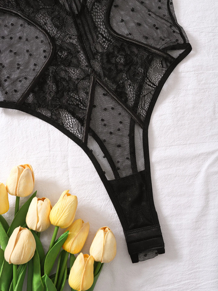 DESIGN - Body Transparent En Dentelle Avec Décolleté Plongeant Et Bretelles Noir DESIGN - Body Transparent En Dentelle Avec Décolleté Plongeant Et Bretelles Noir