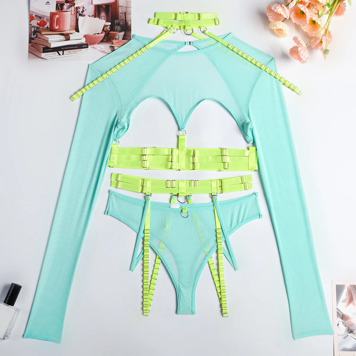 Ensemble lingerie gothique sexy quatre pièces seins nus Clair de lune - GUAPPAA