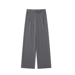 Pantalon La Ligne Droite beige taille haute pour une tenue féminine sobre