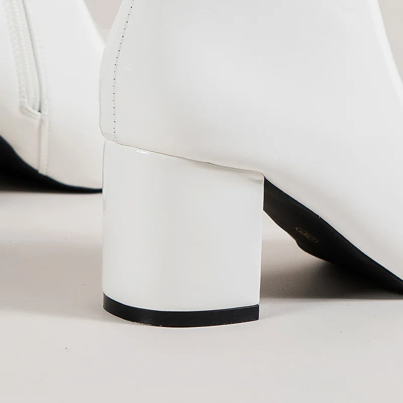 Bottines à talons femme vernies zippées à talon large bout rond pointu St-Eléonore - GUAPPAA