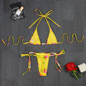 Détail des anneaux du bikini imprimé Sitges