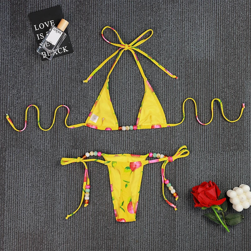 Détail des anneaux du bikini imprimé Sitges