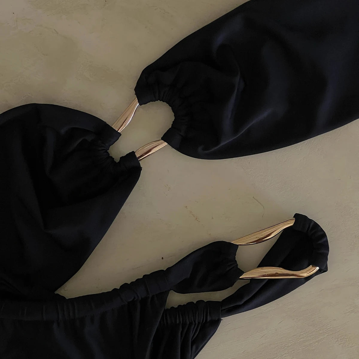 Maillot de bain deux pièces bandeau string tanga taille haute noir Isladora - GUAPPAA