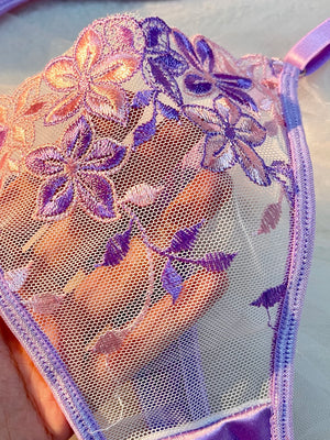 Ensemble lingerie La Veillée Pourpre en coloris bourgogne