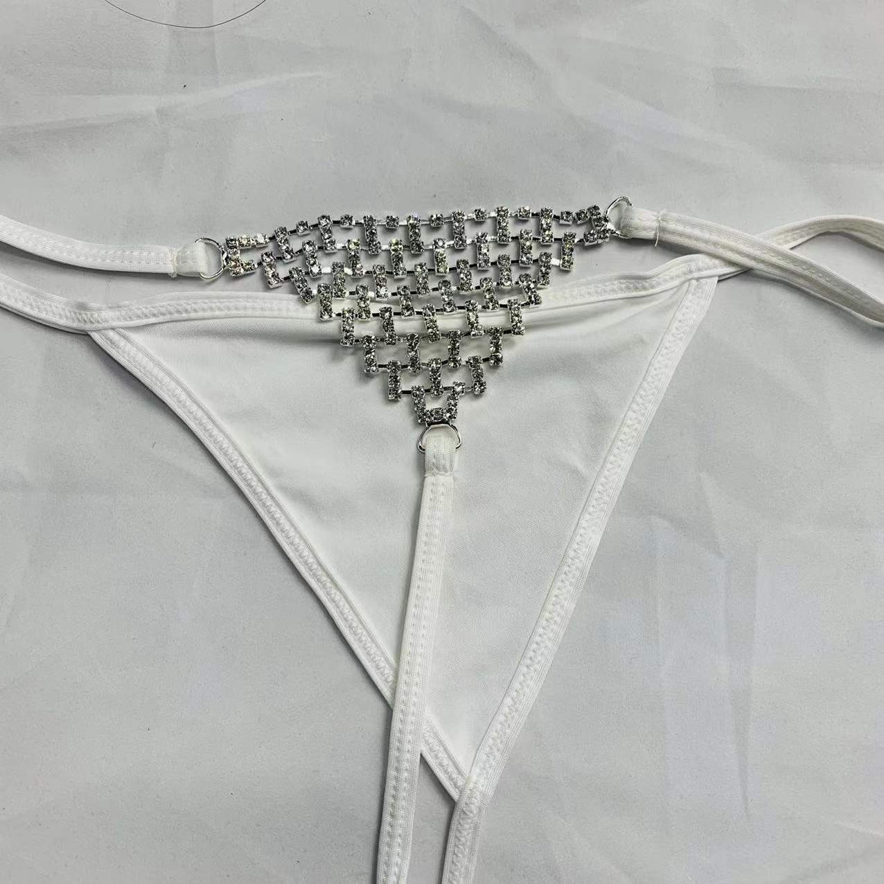 Micro string ficelle à strass sexy femme Locace - GUAPPAA