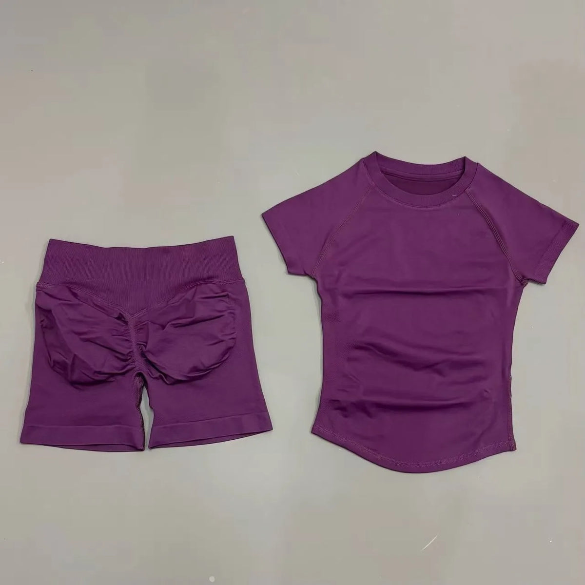 Ensemble L’Élan Souple baie d’hiver avec coupe près du corps et short