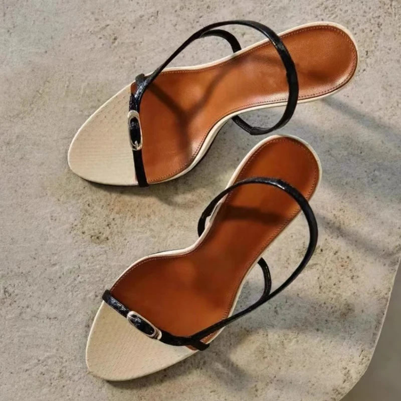 Sandales blanches à talon fin La Ligne Ivoire