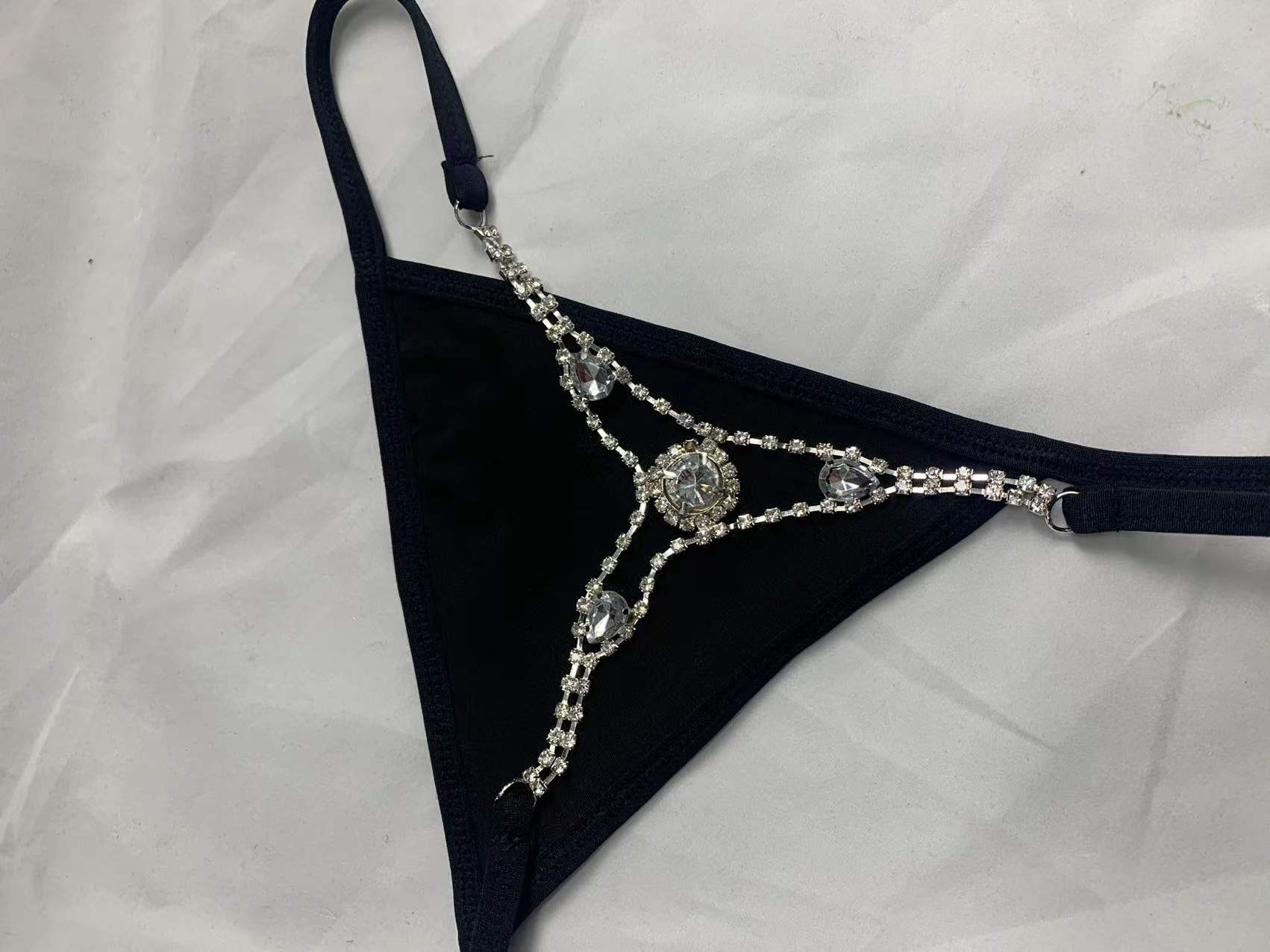 Micro string ficelle à strass sexy femme Locace - GUAPPAA