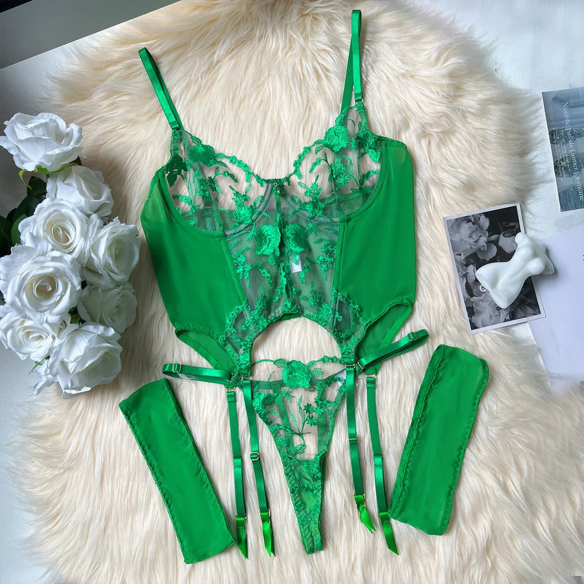 Vue de dos de l’ensemble lingerie L’Arabesque Fine avec fermeture arrière