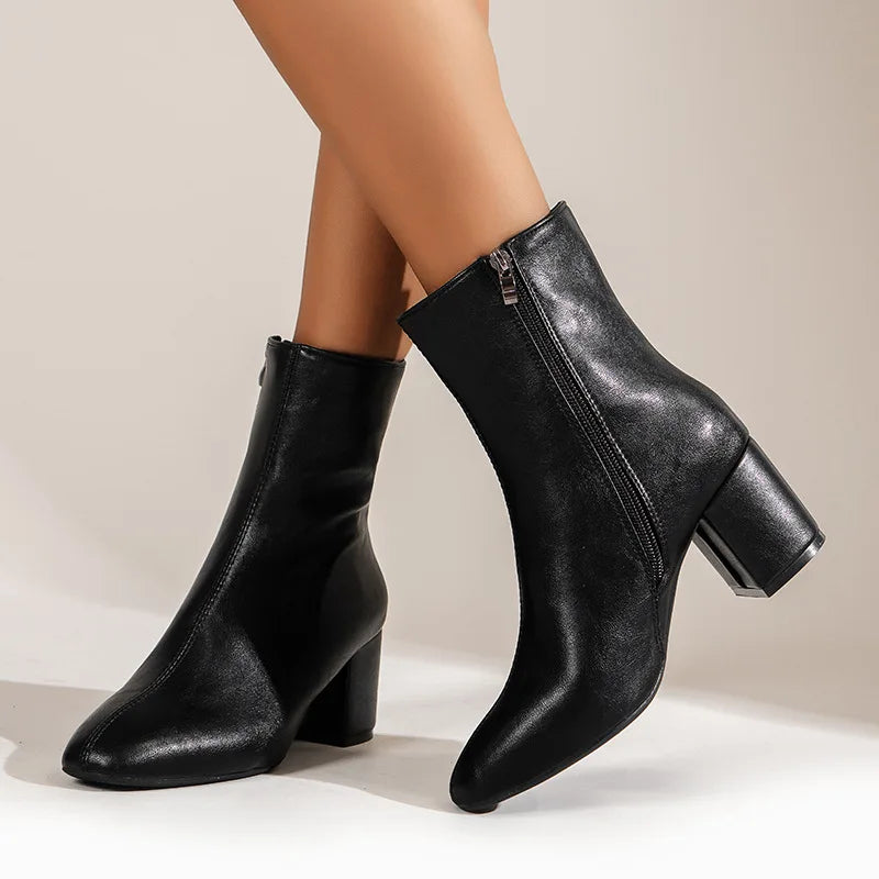Bottines à talons femme vernies zippées à talon large bout rond pointu St-Eléonore - GUAPPAA