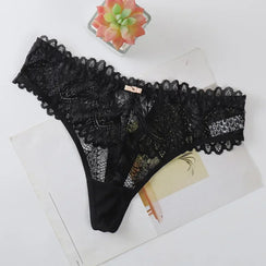 String femme La Dentelle Fine, détail de l’aspect ajouré en noir ou blanc