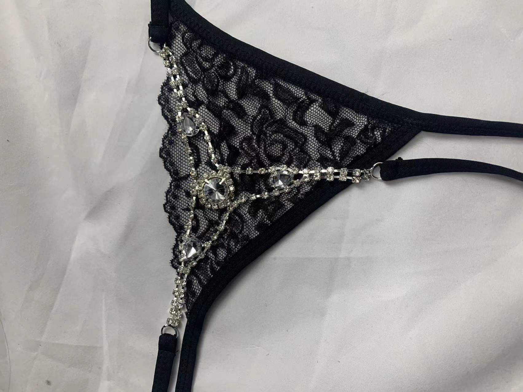 Micro string ficelle à strass sexy femme Locace - GUAPPAA