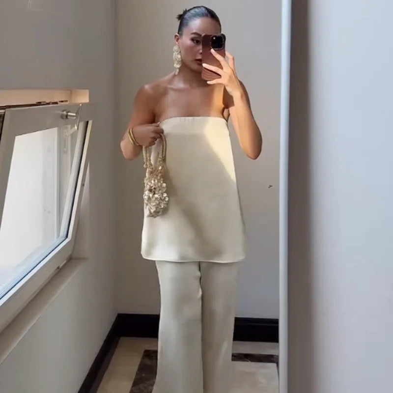 Silhouette coordonnée top et pantalon La Ligne Satinée