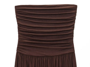 Robe longue brune L’Éclat Serein et sa coupe évasée