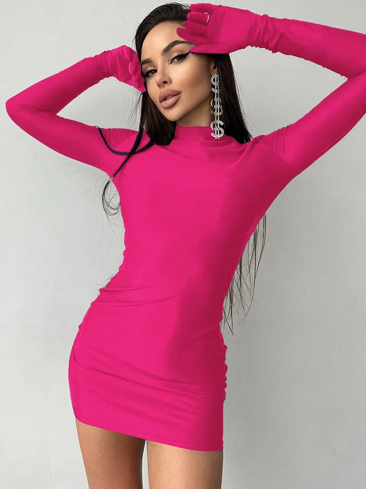 Petite robe noire sexy moulante avec gants intégrés Shatta Party - GUAPPAA