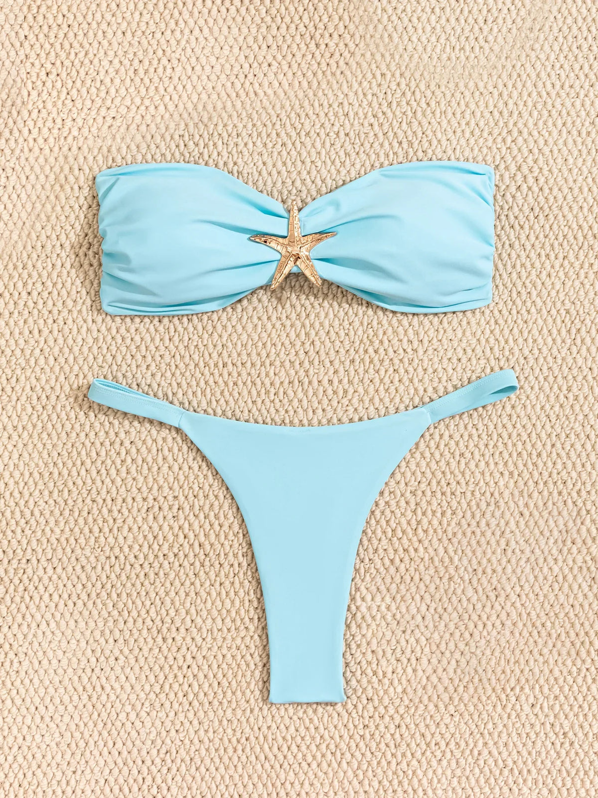 Vue arrière du bikini L’Étoile Solaire montrant le bas string et la coupe très dégagée