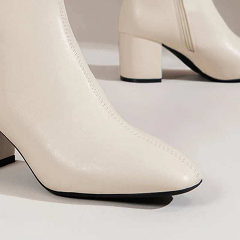 Bottines à talons femme vernies zippées à talon large bout rond pointu St-Eléonore - GUAPPAA