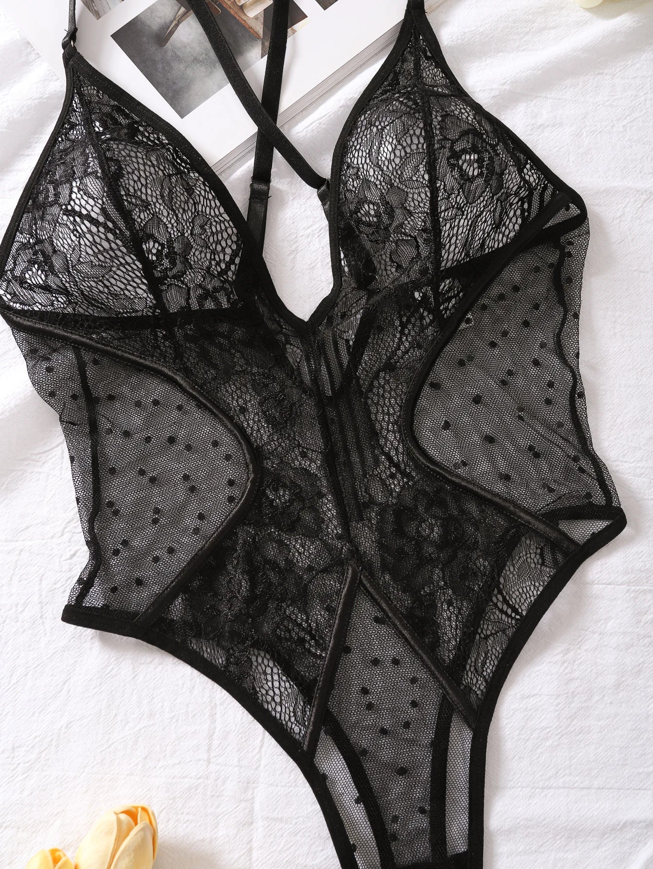 Body string transparent en dentelle et à pois noir Régal - GUAPPAA