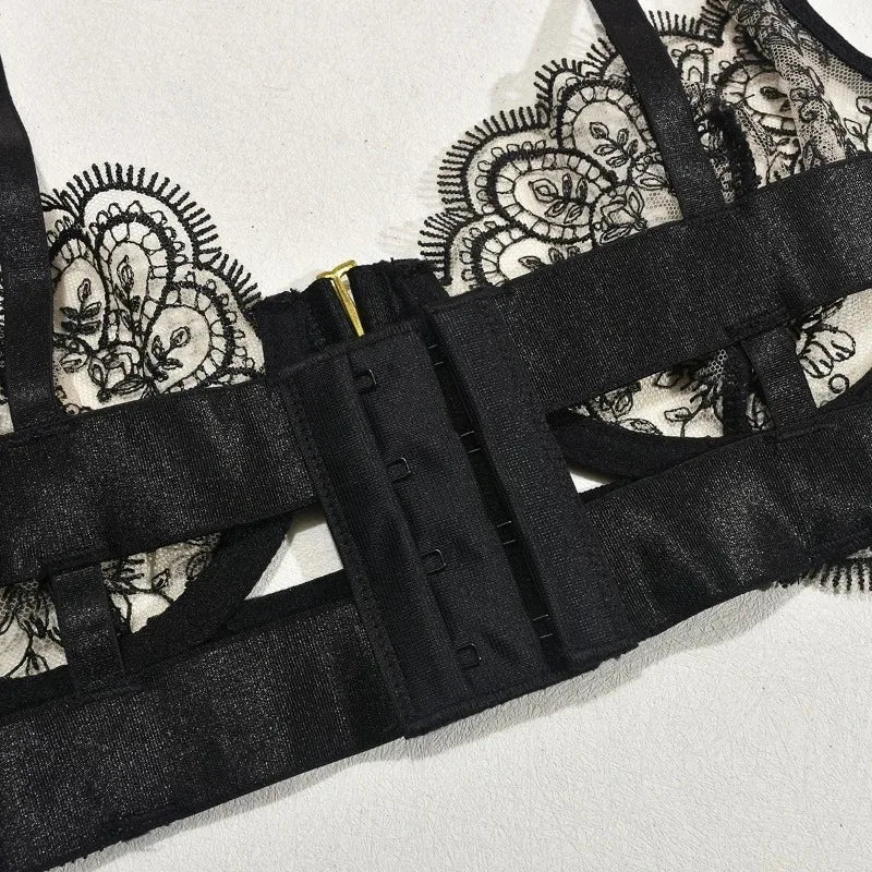 Ensemble de lingerie dentelle cinq pièces sexy Un Regard - GUAPPAA