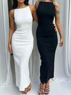 Robe longue froncée L’Allure Nocturne en noir ou blanc
