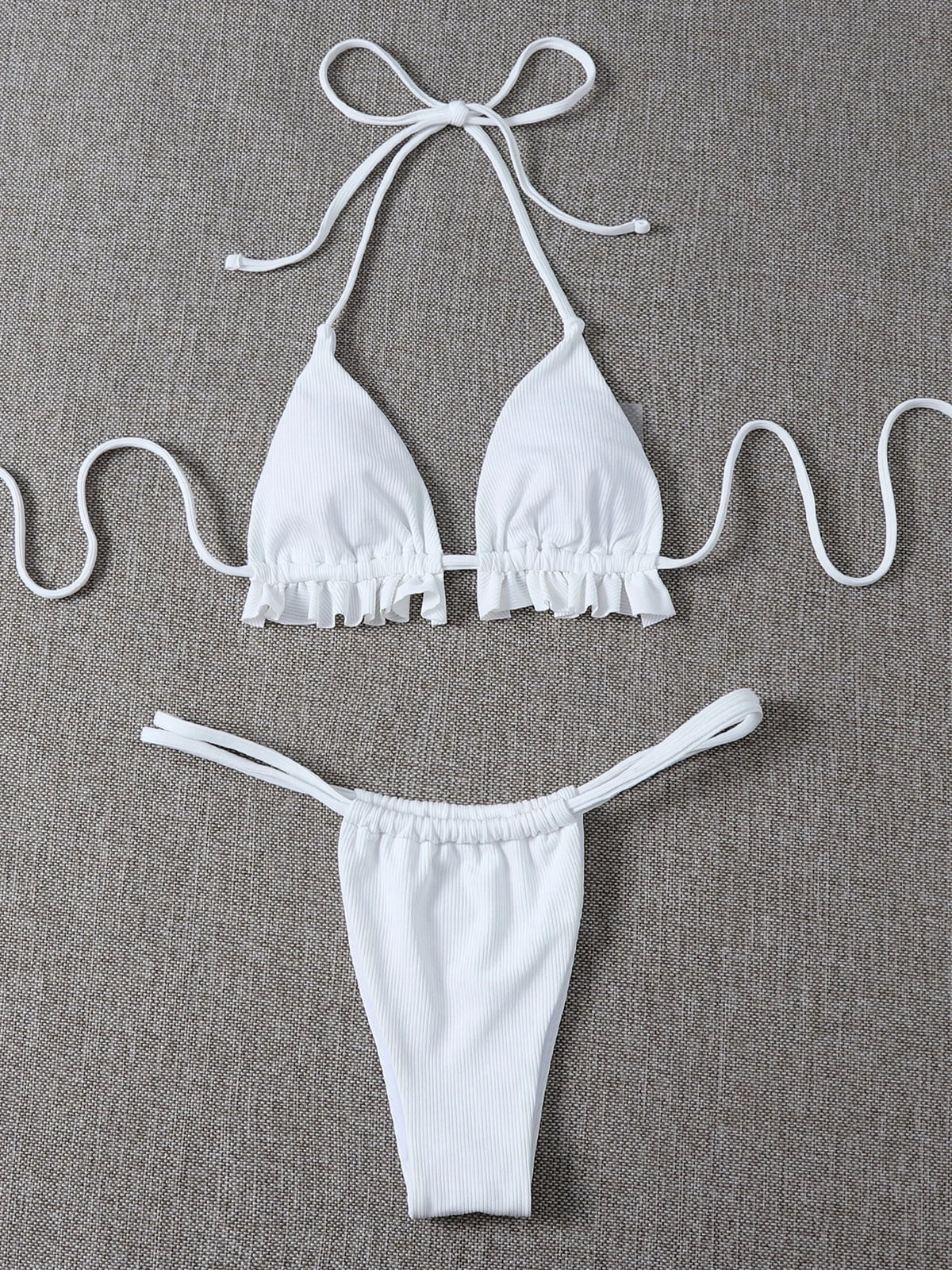 Bikini L’Écume Vive noir à volants, ensemble deux pièces pour femme
