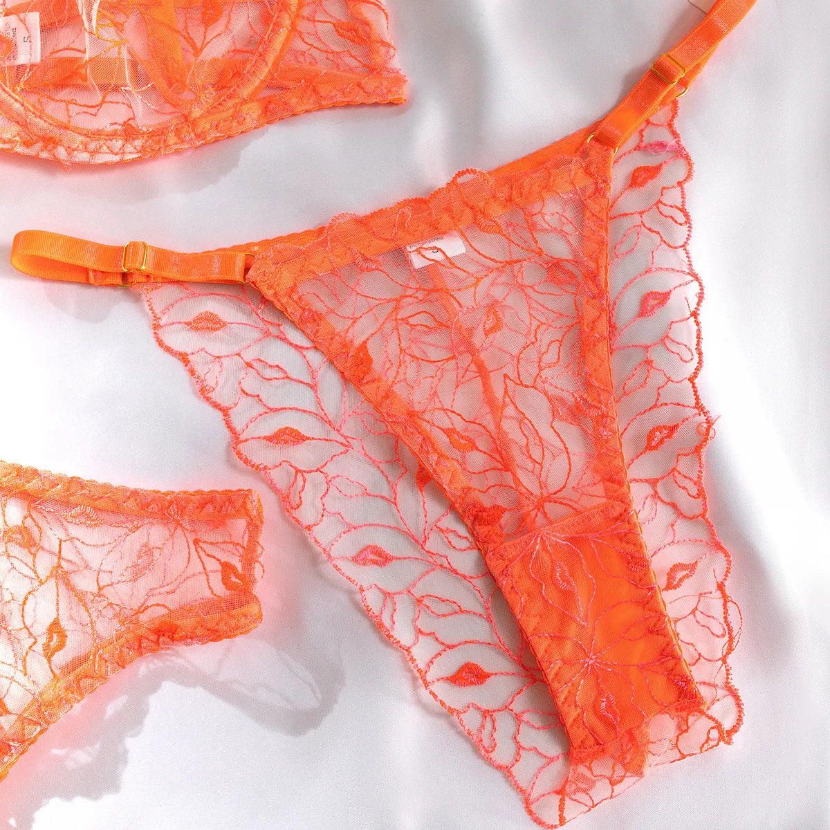 Lingerie dentelle sexy transparente cinq pièces avec porte-jarretelles Perception - GUAPPAA