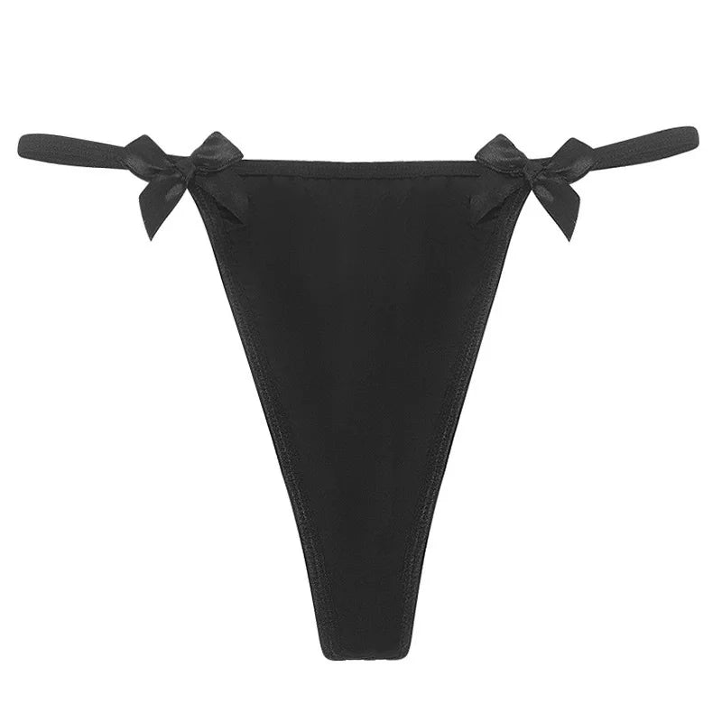 Le Fil Essentiel, détail des finitions du string femme uni