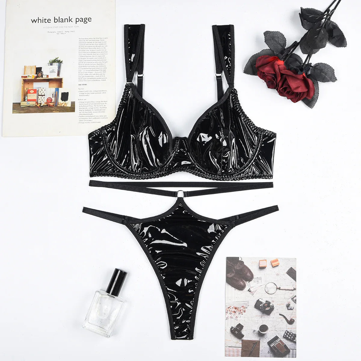 Finition noire lumineuse de La Nocturne Vernie