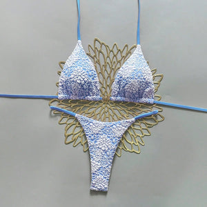 Présentation du micro bikini L’Onde Azur vert et bleu, disponible du XS au L