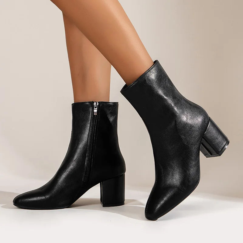 Bottines à talons femme vernies zippées à talon large bout rond pointu St-Eléonore - GUAPPAA