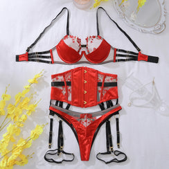 Présentation générale de l’ensemble lingerie floral brodé La Fleur Ardente
