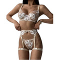 Ensemble lingerie floral La Fleur Fine, vue principale du soutien-gorge et du slip deux pièces