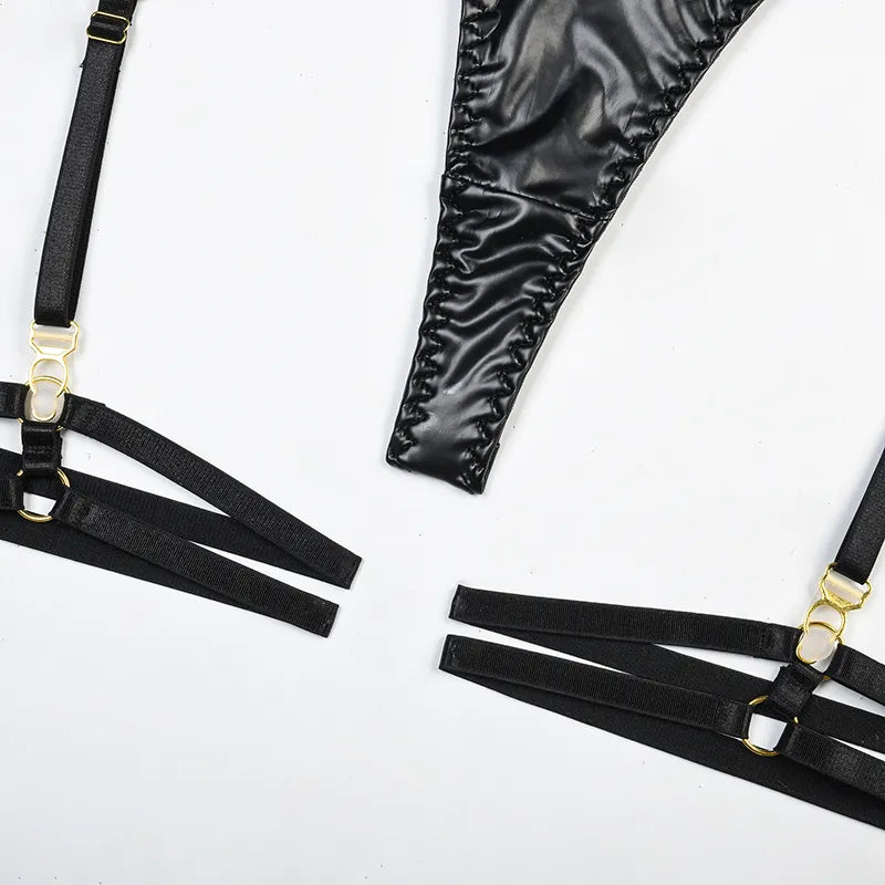 Ensemble lingerie sexy faux cuir à chaines et porte-jarretelles 3 pièces Saturne - GUAPPAA