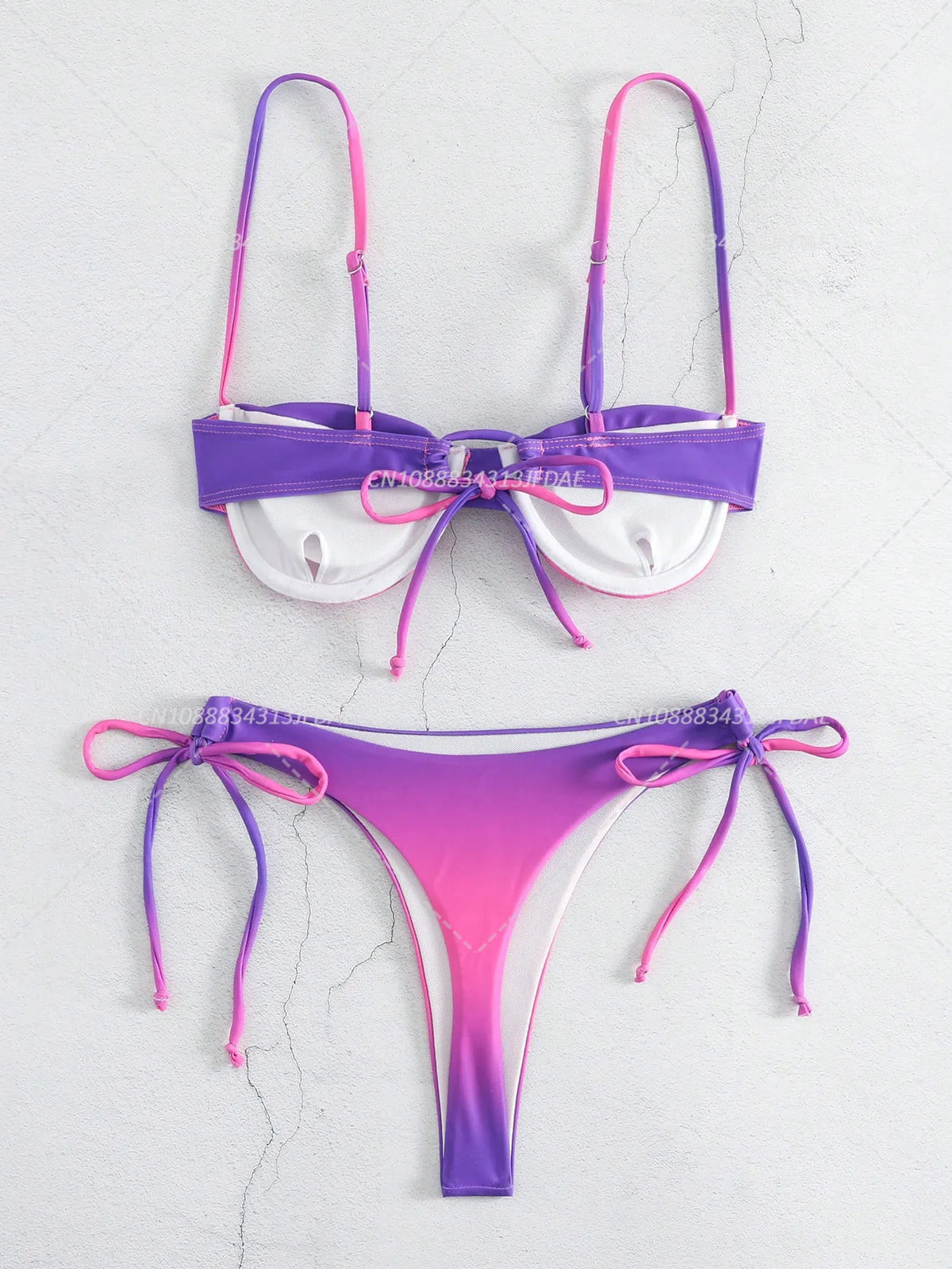 Présentation des quatre coloris du bikini Cala Colorada signé Guappaa